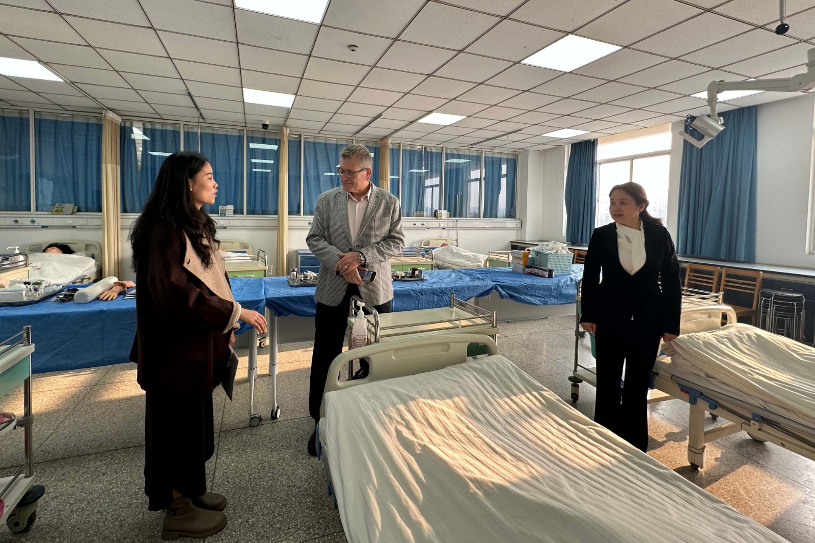 2_副本_副本.jpg 2_副本_副本.jpg